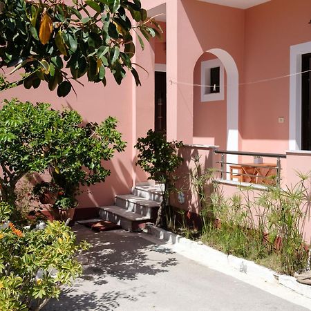 Mouzakitis Apartments 4 Arillas  Exterior foto