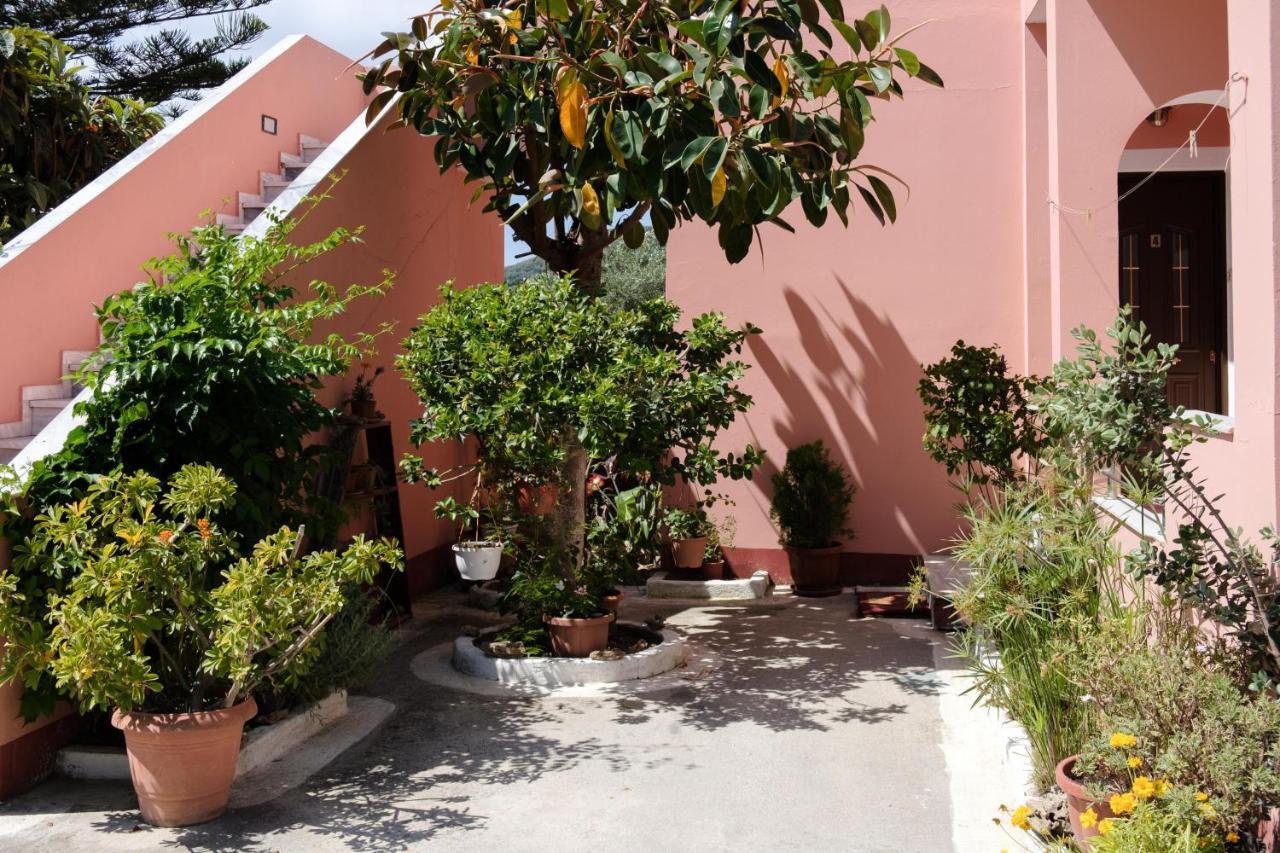 Mouzakitis Apartments 4 Arillas  Exterior foto