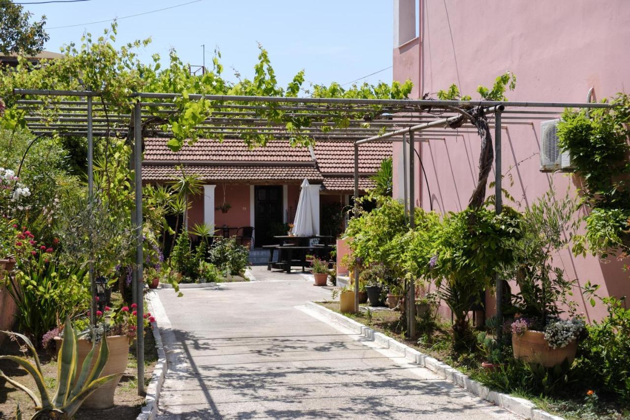 Mouzakitis Apartments 4 Arillas  Exterior foto